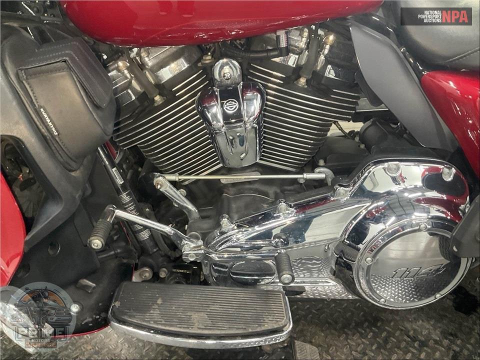 2021 Harley-Davidson FLHTCUTG TRI GLIDE ULTRA CLASSIC — фото 7