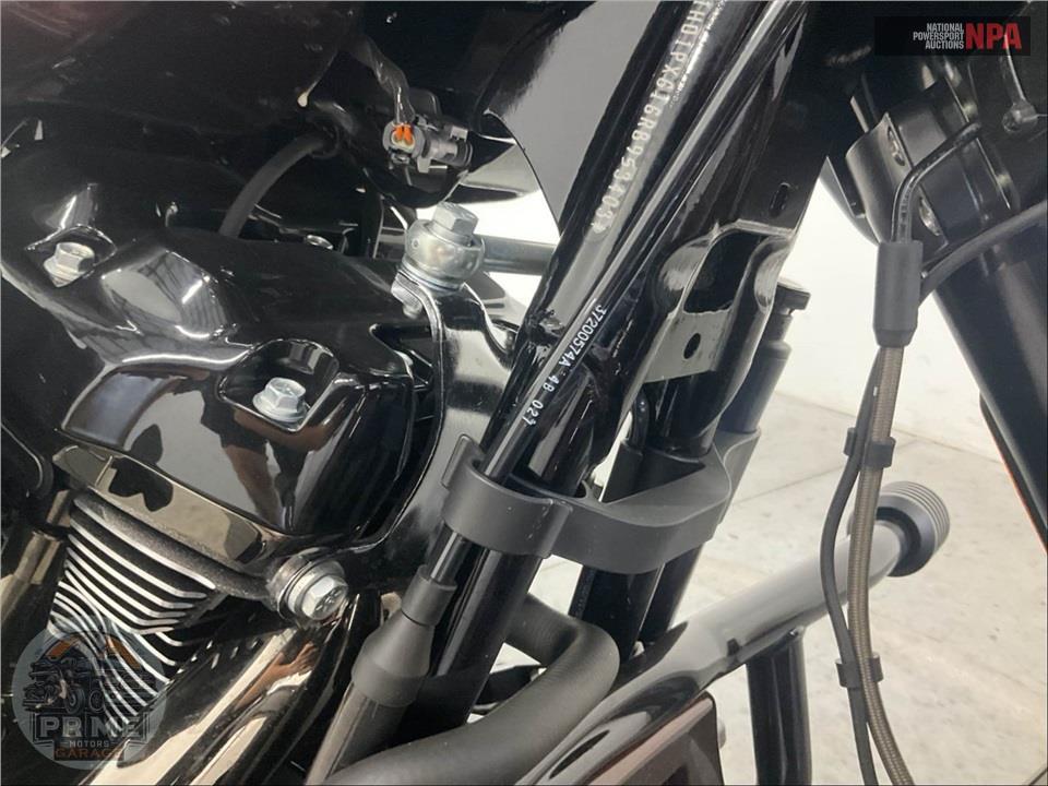 2024 Harley-Davidson FLHXSE CVO STREET GLIDE — фото 11