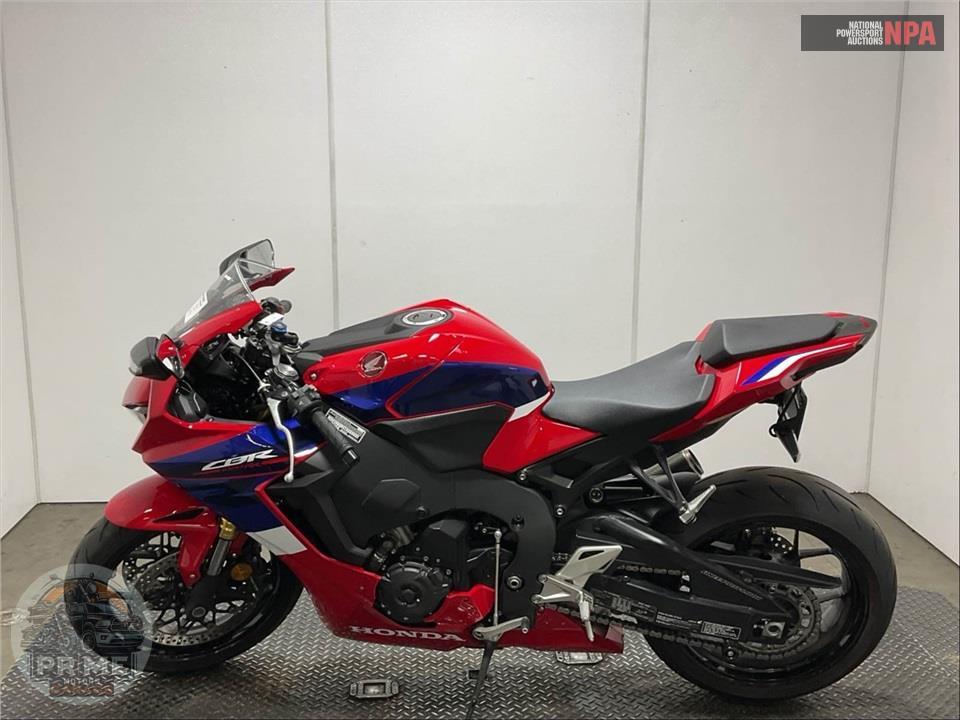 2022 Honda CBR1000RR — фото 3