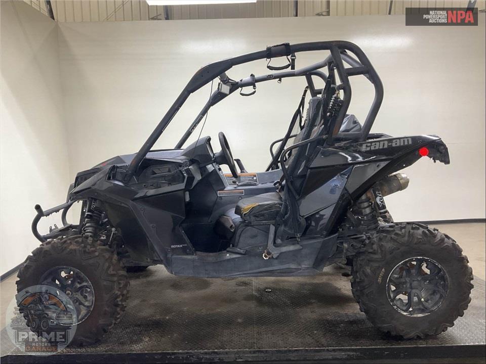 2017 Can-Am MAVERICK 1000R TURBO — фото 3