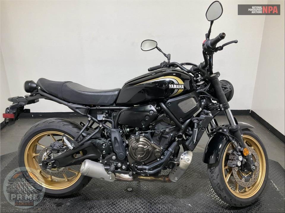2022 Yamaha XSR700 — фото 1