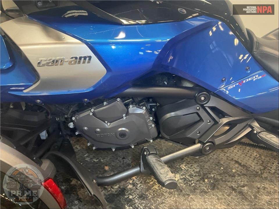 2017 Can-Am SPYDER F3-S SE6 — фото 7