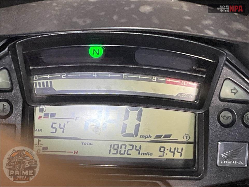 2017 Honda VFR1200XH — фото 5