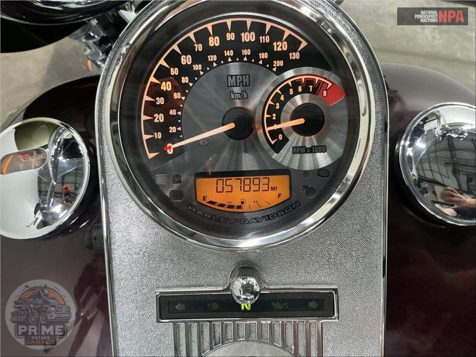 2006 Harley-Davidson FLHRCI ROAD KING CLASSIC — фото 5