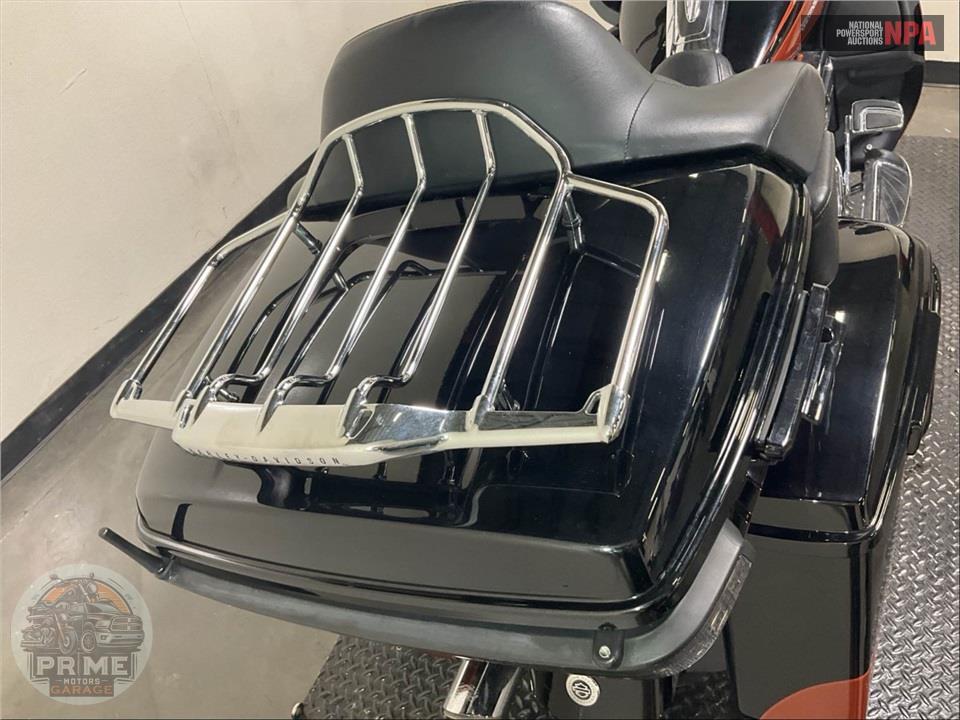 2015 Harley-Davidson FLTRUSE CVO ROAD GLIDE ULTRA — фото 27