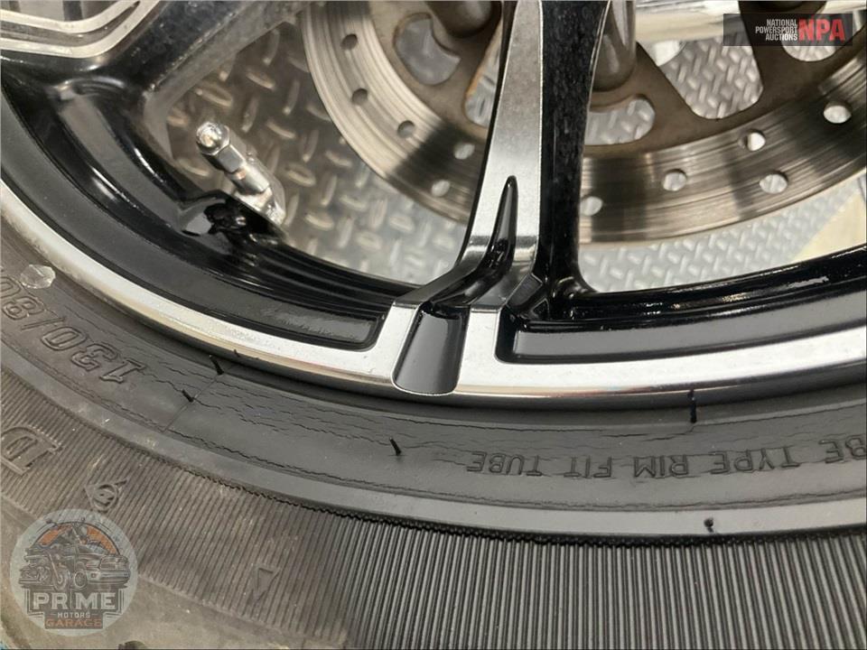 2017 Harley-Davidson FLHTKSE CVO ULTRA LIMITED — фото 22