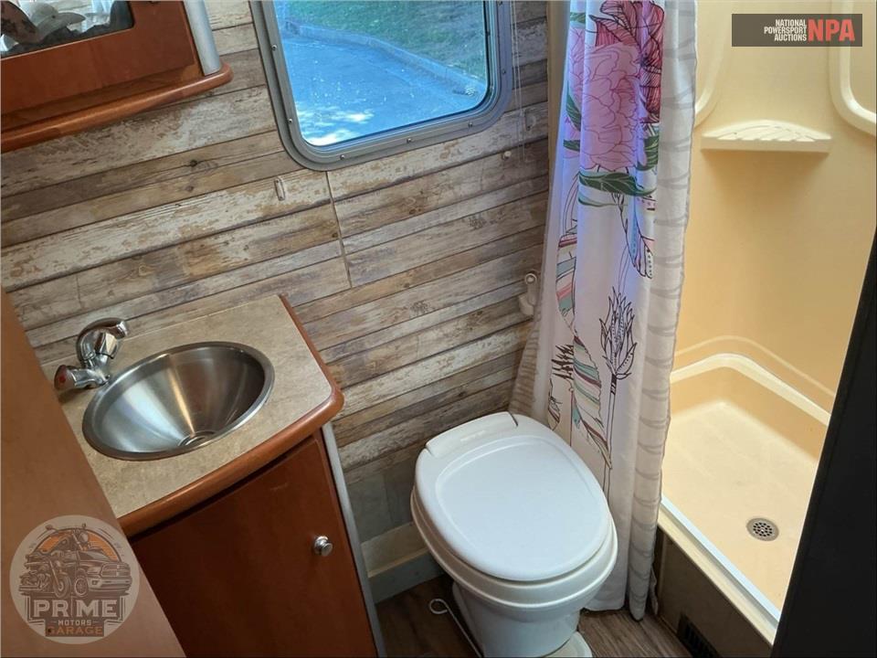 2008 Winnebago M-24H-DODGE SPRINTER DIESEL - VIEW SERIES — фото 27