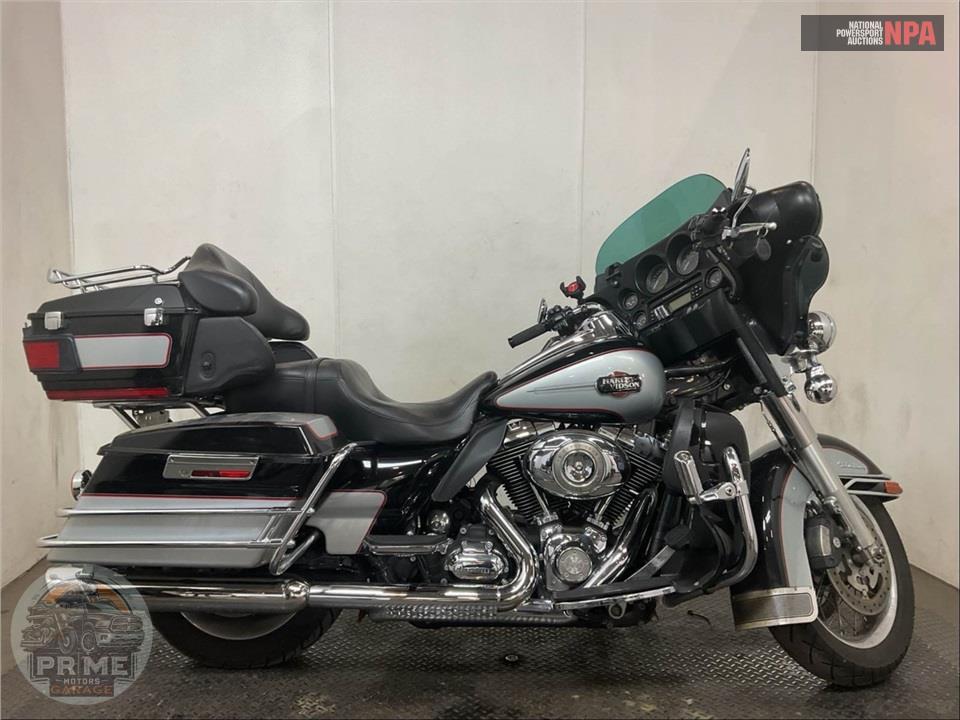 2011 Harley-Davidson FLHTCU UL CLSC EL GLIDE — фото 1