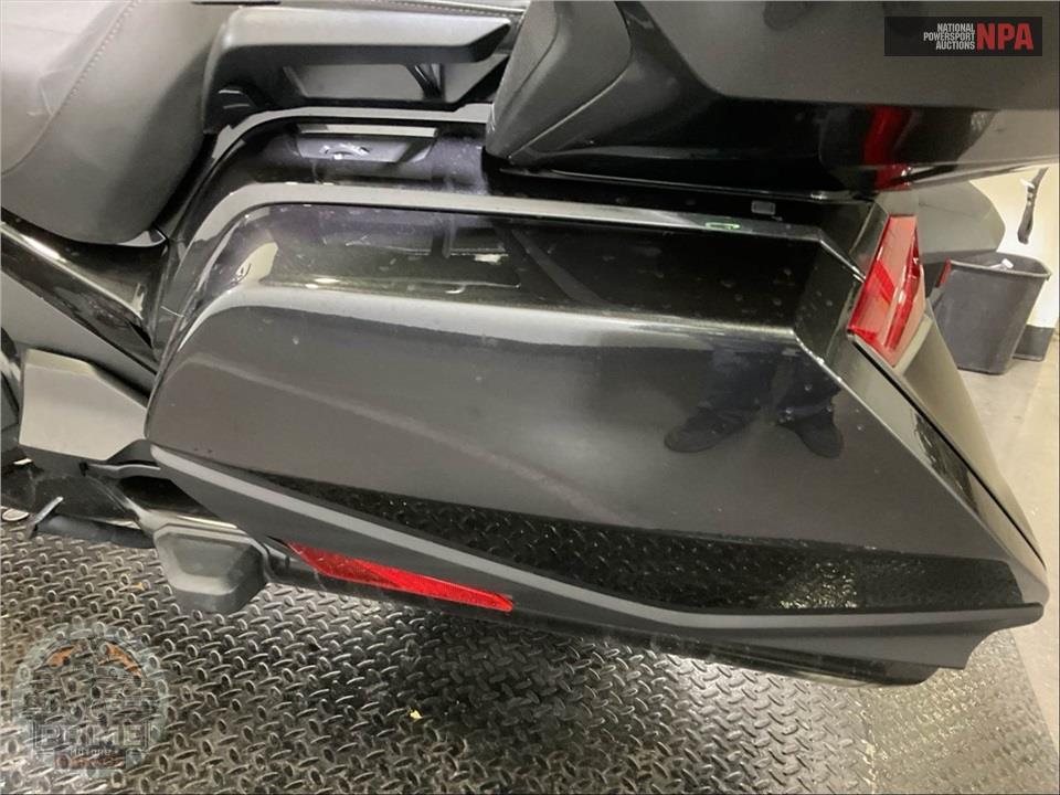 2021 Honda GL1800D GOLDWING TOUR DCT — фото 16