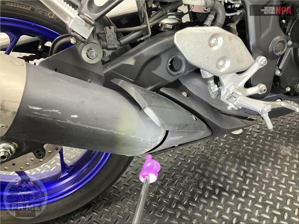 2023 Yamaha YZF-R3 — фото 10