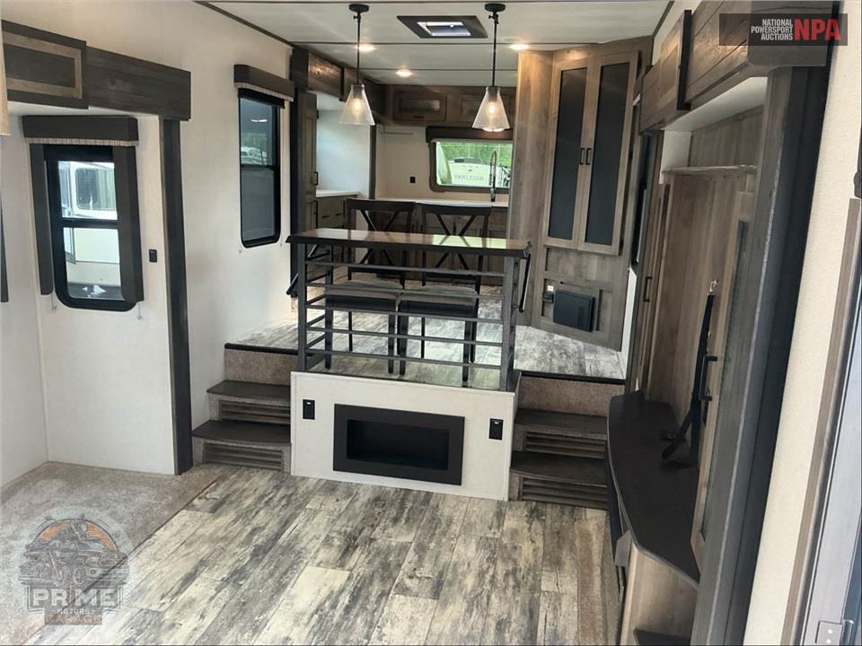 2020 Keystone Rv M-3611 FWFKS - SPRINTER LIMITED FIFTH WHEEL SERIES — фото 6