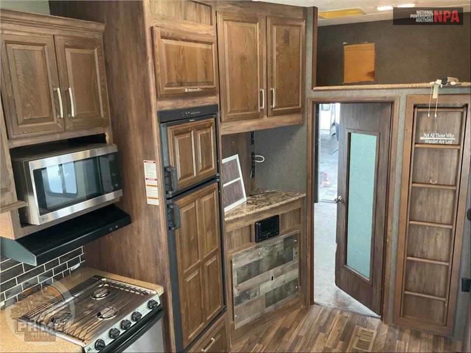 2016 Keystone Rv M-326 SRX - COUGAR TOY HAULER TOY HAULER SERIES — фото 7