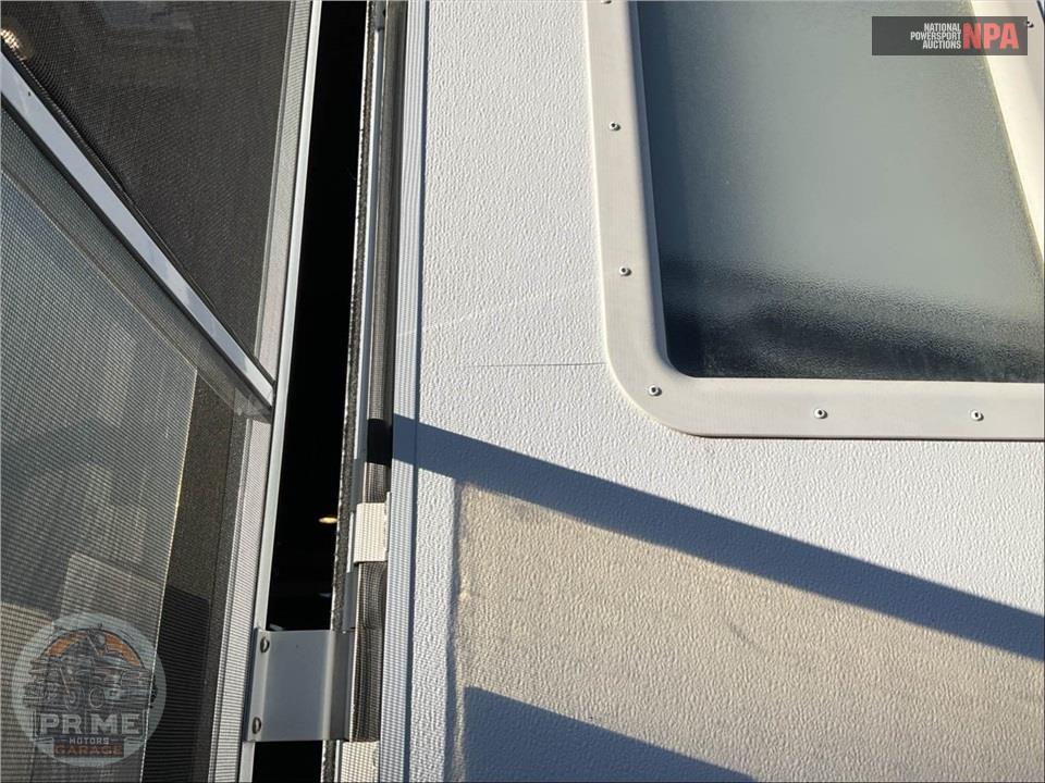 2015 Forest River-California/Oregon M-2812G - STEALTH TOY HAULER TOY HAULER SERIES — фото 32