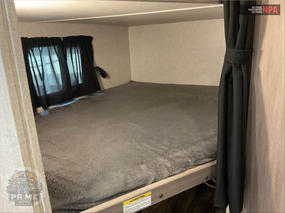 2022 Crossroads Rv M-242 BH SUNSET TRAIL SUPER LITE SERIES — фото 15
