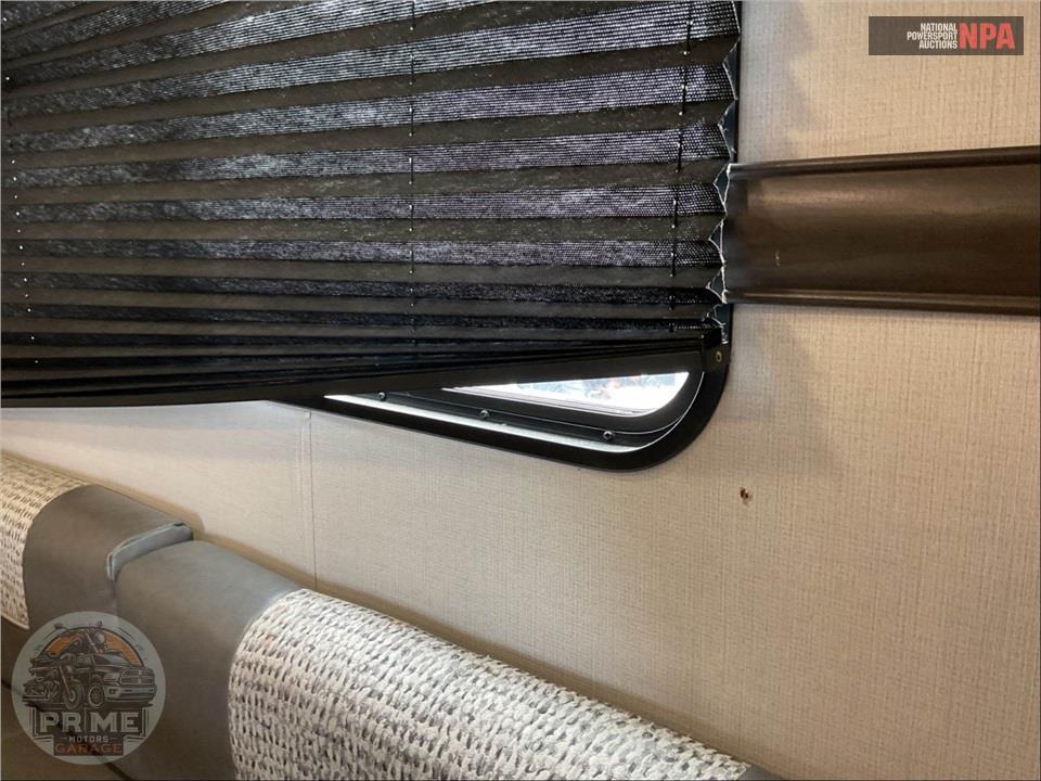 2020 Crossroads Rv M-340 BH ZINGER SERIES — фото 26