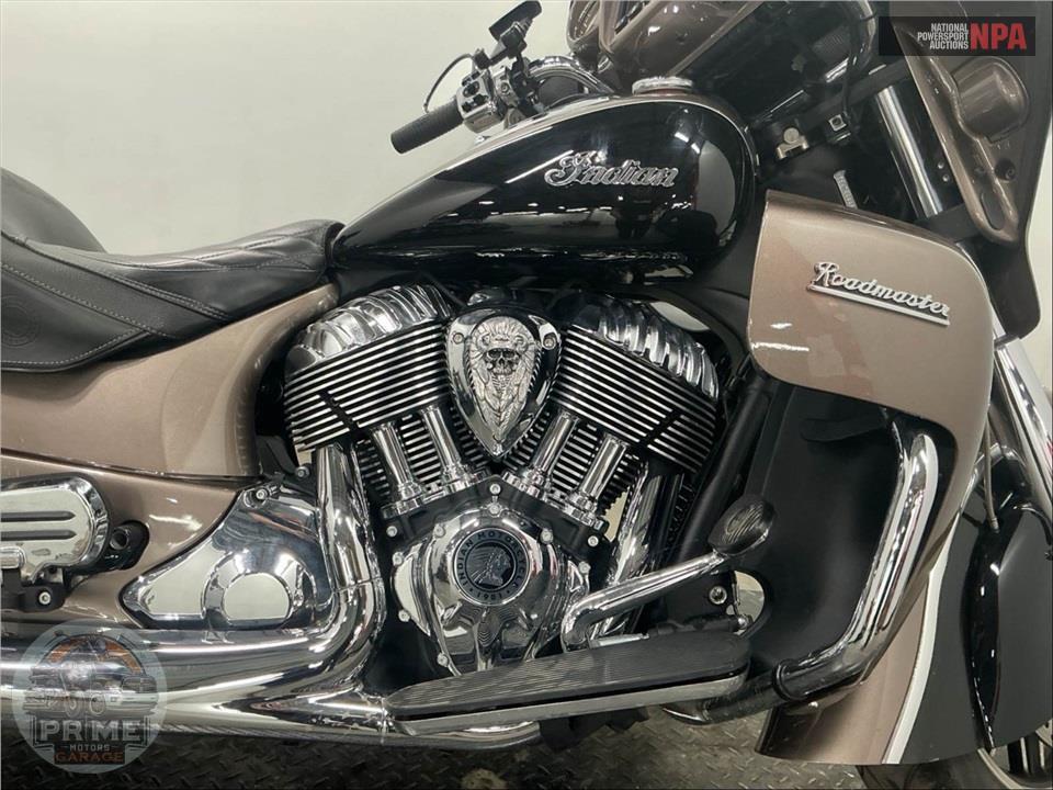 2019 Indian Motorcycle ROADMASTER (TWO-TONE) — фото 6
