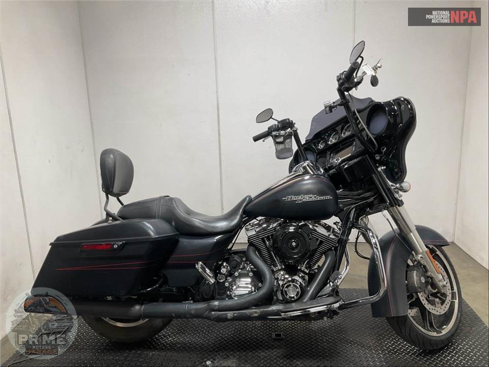 2014 Harley-Davidson FLHXS STREET GLIDE — фото 1