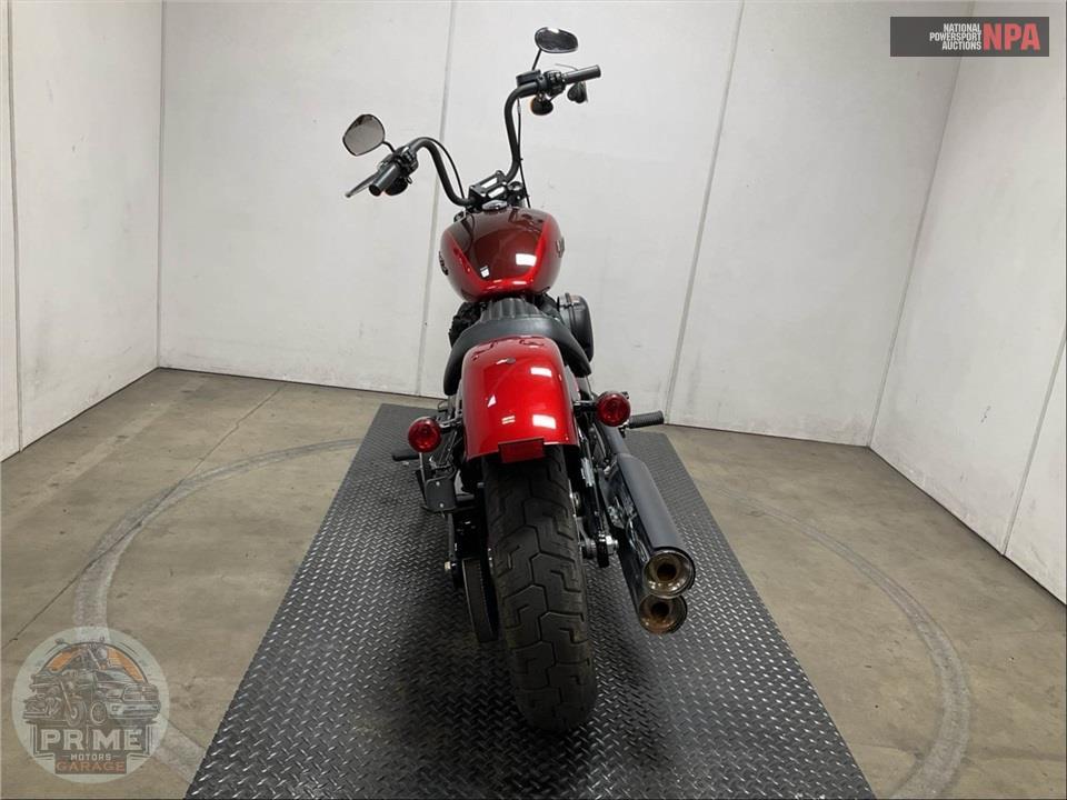 2018 Harley-Davidson FXBB STREET BOB — фото 4