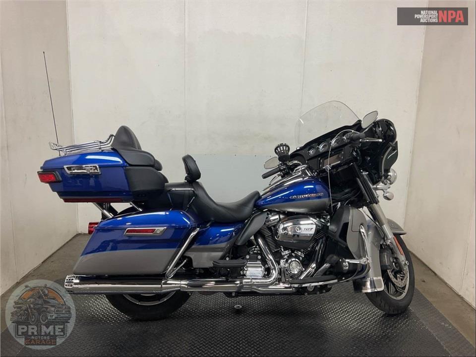 2017 Harley-Davidson FLHTK ULTRA LIMITED — фото 1