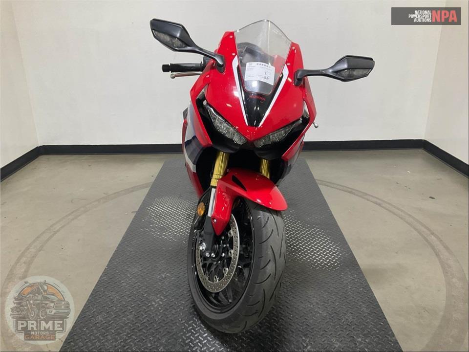2022 Honda CBR1000RR — фото 2
