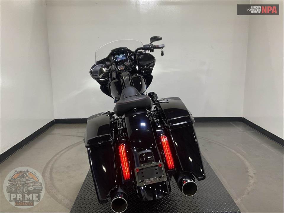 2019 Harley-Davidson FLTRXSE CVO ROAD GLIDE — фото 4
