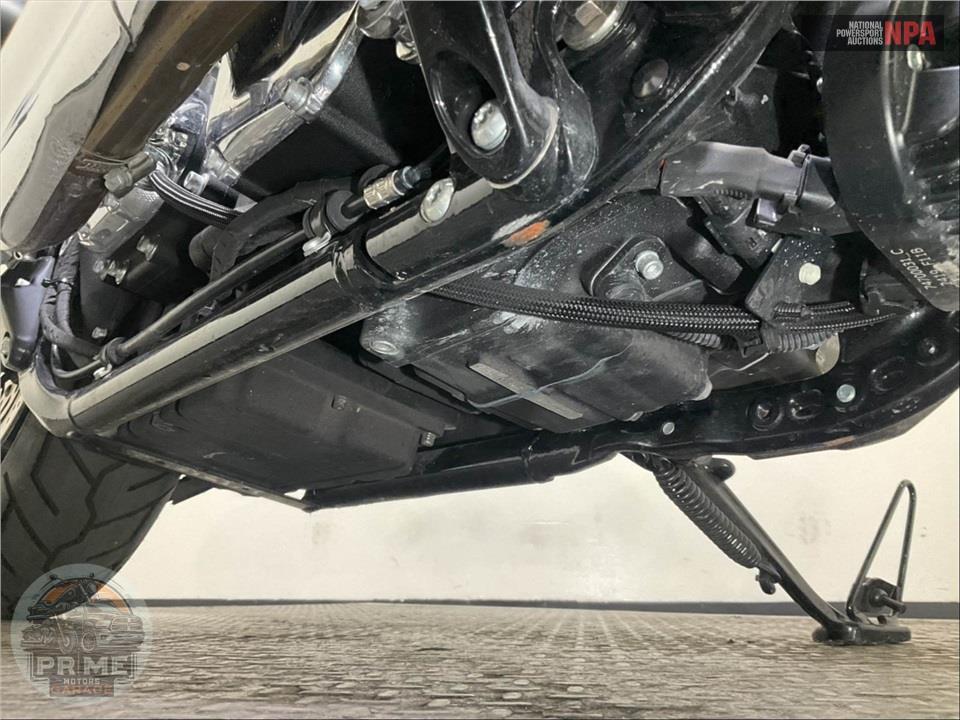 2020 Harley-Davidson FLSB SPORT GLIDE — фото 12