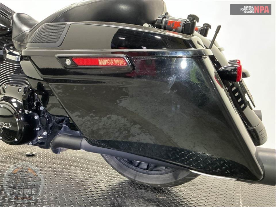 2020 Harley-Davidson FLHXS STREET GLIDE SPECIAL — фото 25