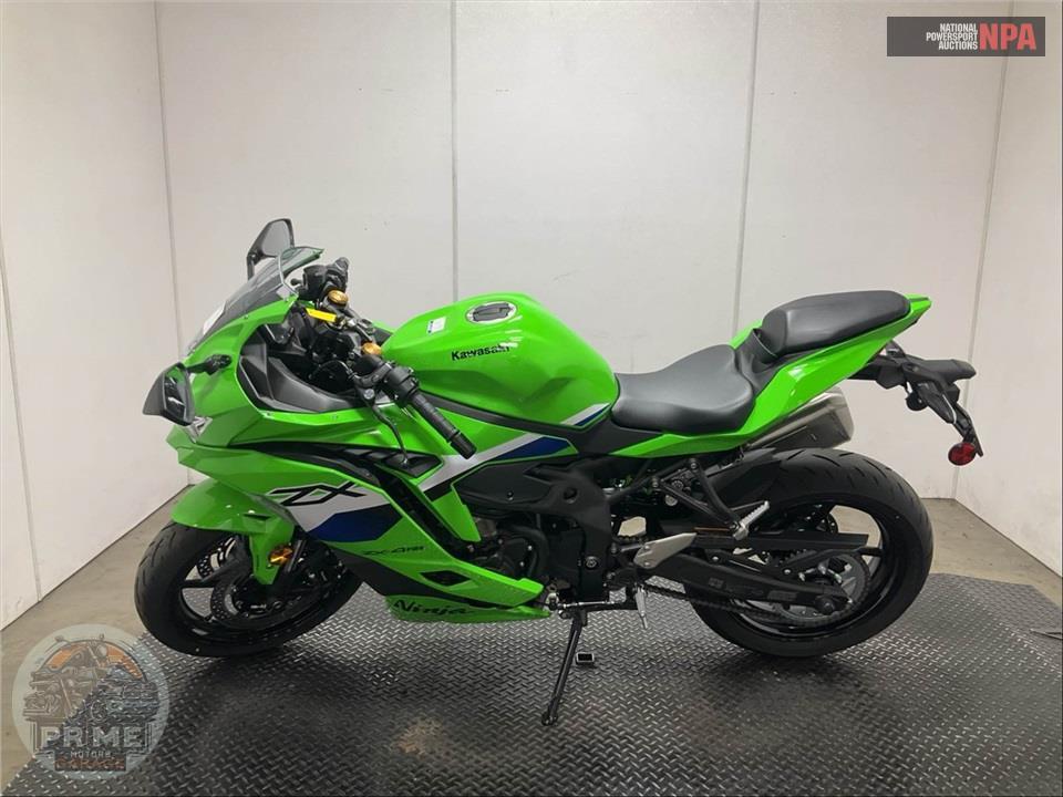 2025 Kawasaki ZX400SSFAL NINJA ZX-4RR (ABS) — фото 3