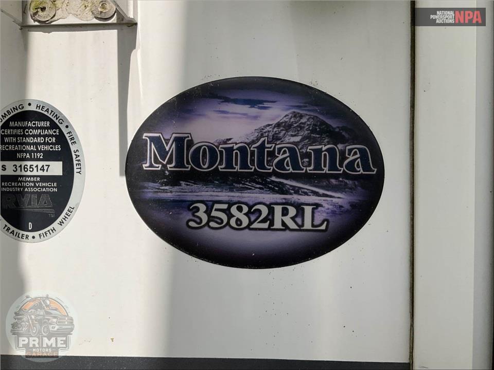 2013 Keystone Rv M-3582RL MONTANA HICKORY FIFTH WHEEL SERIES — фото 5