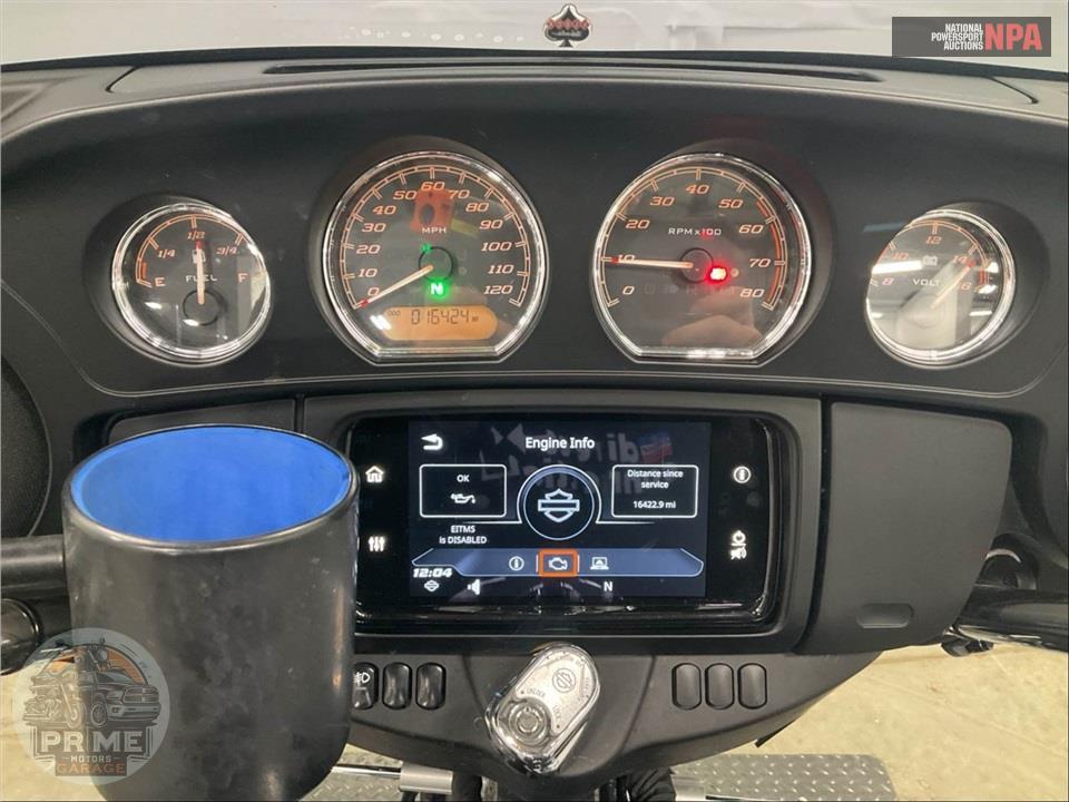 2021 Harley-Davidson FLHTCUTG TRI GLIDE ULTRA CLASSIC — фото 5
