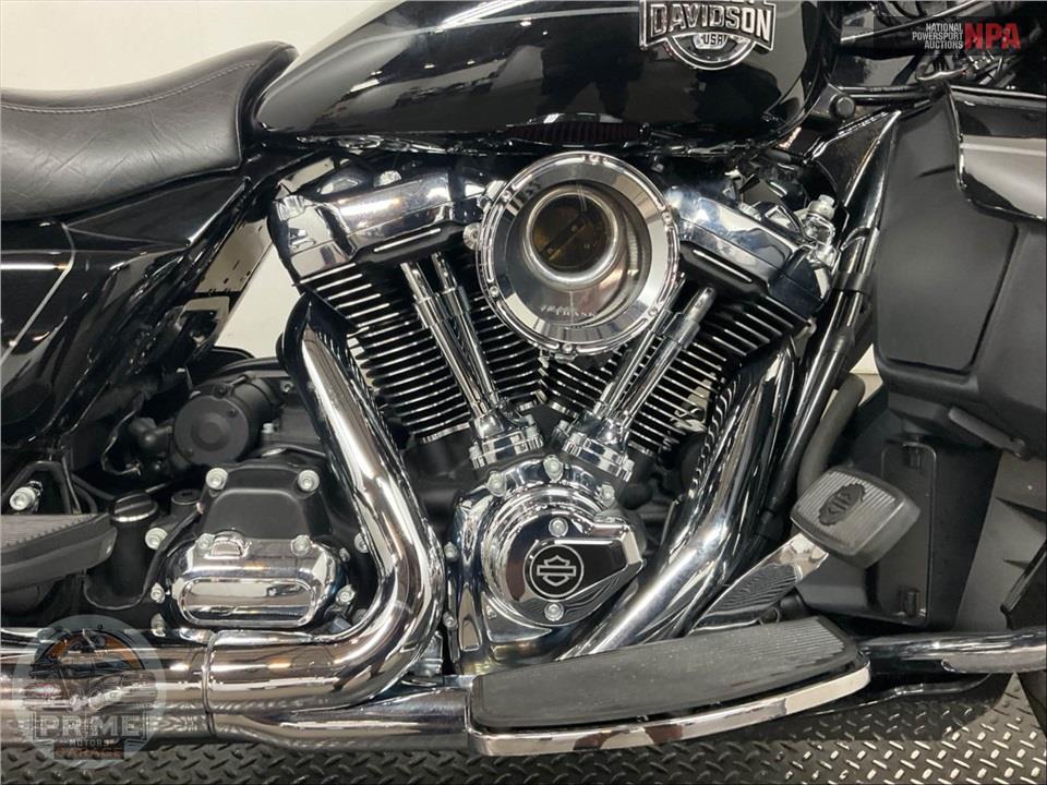 2025 Harley-Davidson FLHXU STEET GLIDE ULTRA — фото 6