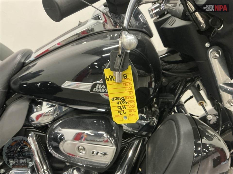 2023 Harley-Davidson FLHTCUTG TRI GLIDE ULTRA CLASSIC — фото 31