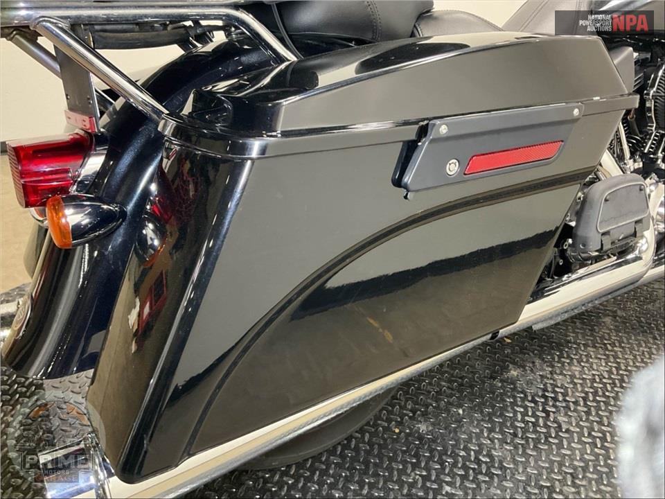 2013 Harley-Davidson FLTRU ROAD GLIDE ULTRA — фото 30