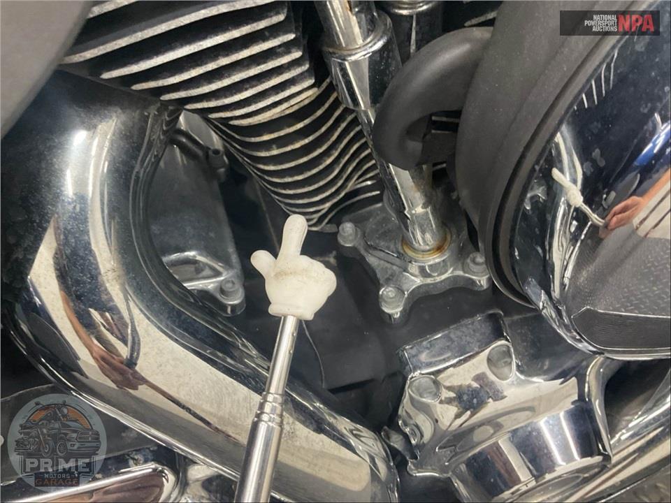 2014 Harley-Davidson FLHTCUTG TRIGLIDE ULTRA CLASSIC — фото 10