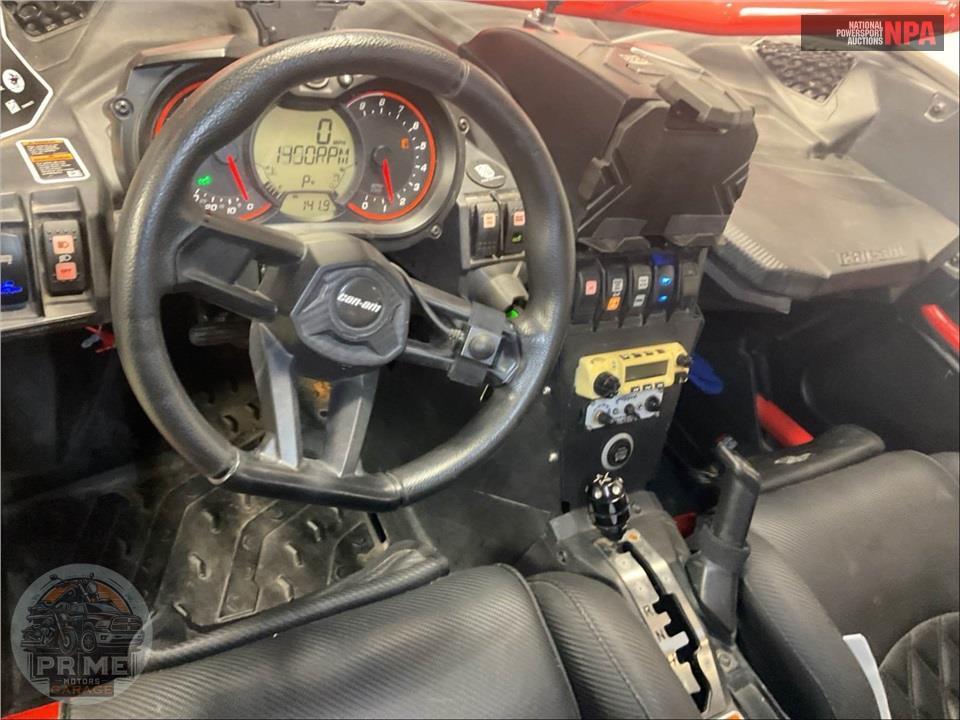 2018 Can-Am MAVERICK X3 X RS TURBO R — фото 23