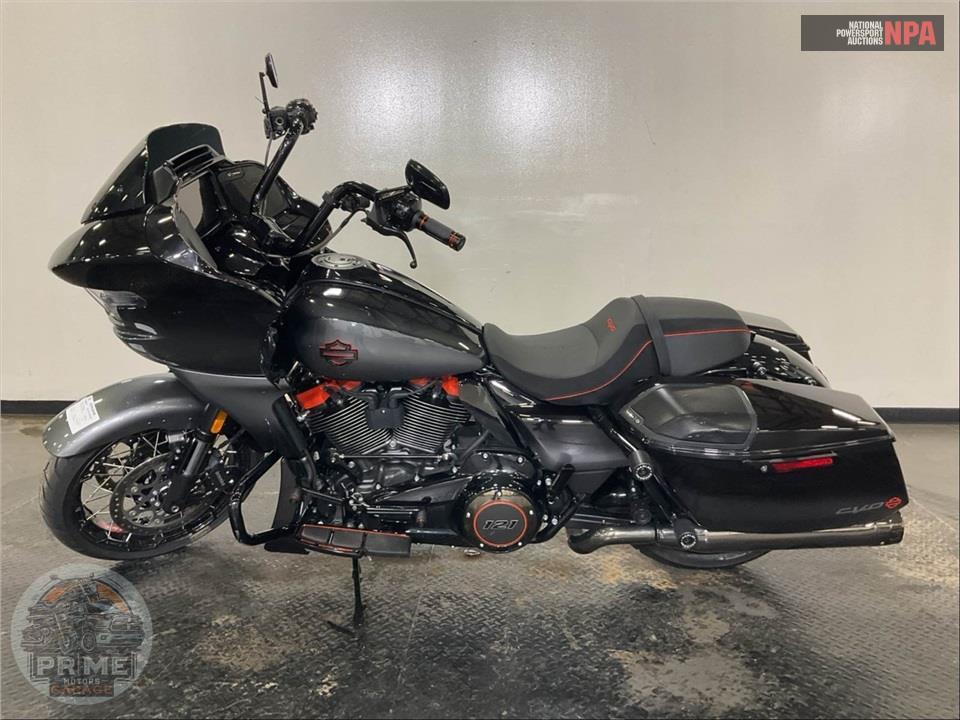 2025 Harley-Davidson FLTRXSE CVO ROAD GLIDE — фото 3