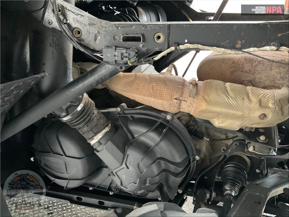 2021 Can-Am COMMANDER MAX XT 1000R — фото 9