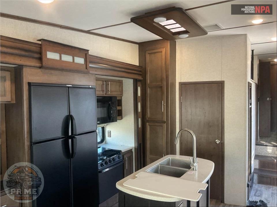 2018 Keystone Rv M-368 MBI - COUGAR FIFTH WHEEL SERIES — фото 9