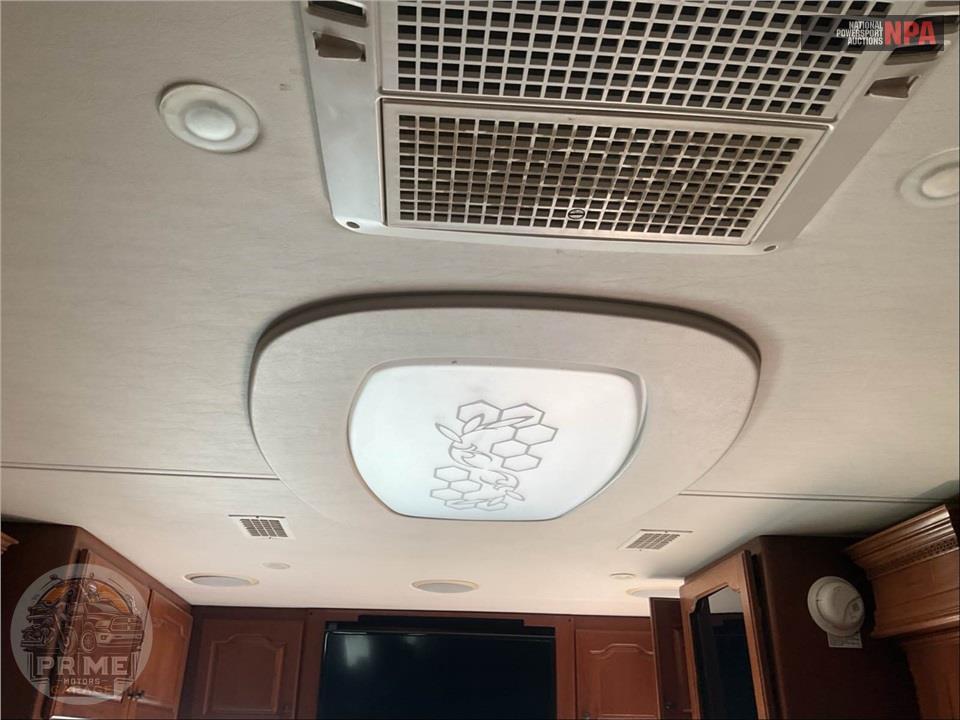 2008 Country Coach SUNSET BAY 425 CUMMINS QUAD SLIDE - ALLURE 470 SERIES — фото 26