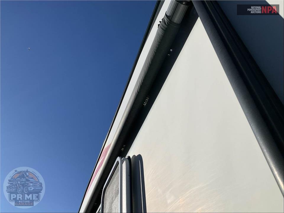 2015 Forest River-California/Oregon M-2812G - STEALTH TOY HAULER TOY HAULER SERIES — фото 43