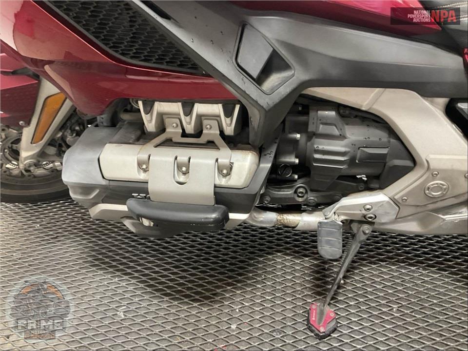 2018 Honda GL1800D GOLDWING TOUR DCT (RED) — фото 7
