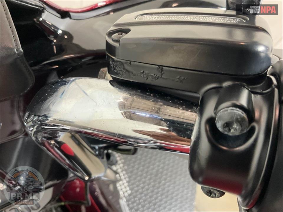 2014 Harley-Davidson FLHTK ELECTRA GLIDE ULTRA LIMITED — фото 32