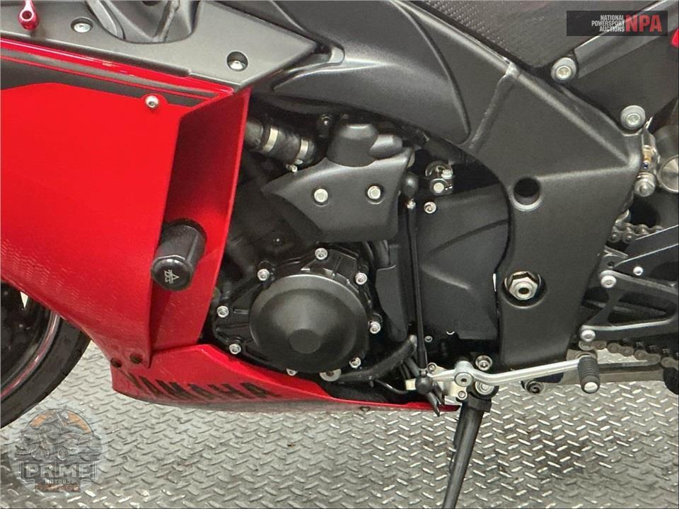 2014 Yamaha YZF-R1 (RAPID RED/MATTE GRAY) — фото 7