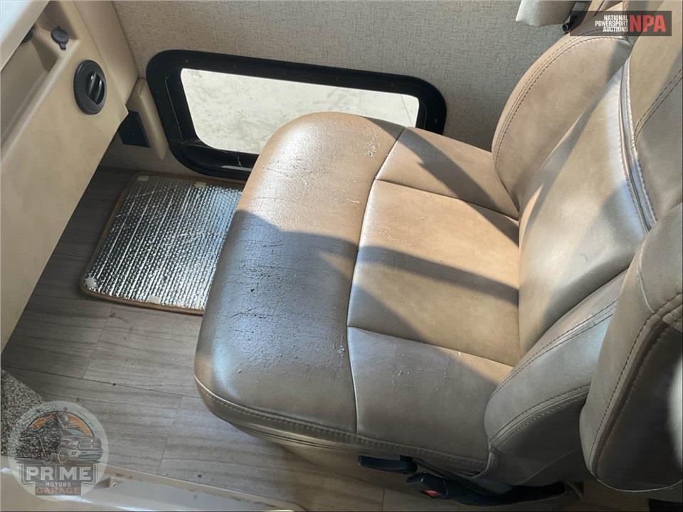 2020 Thor Motor Coach M-29M FORD - WINDSPORT SERIES — фото 17