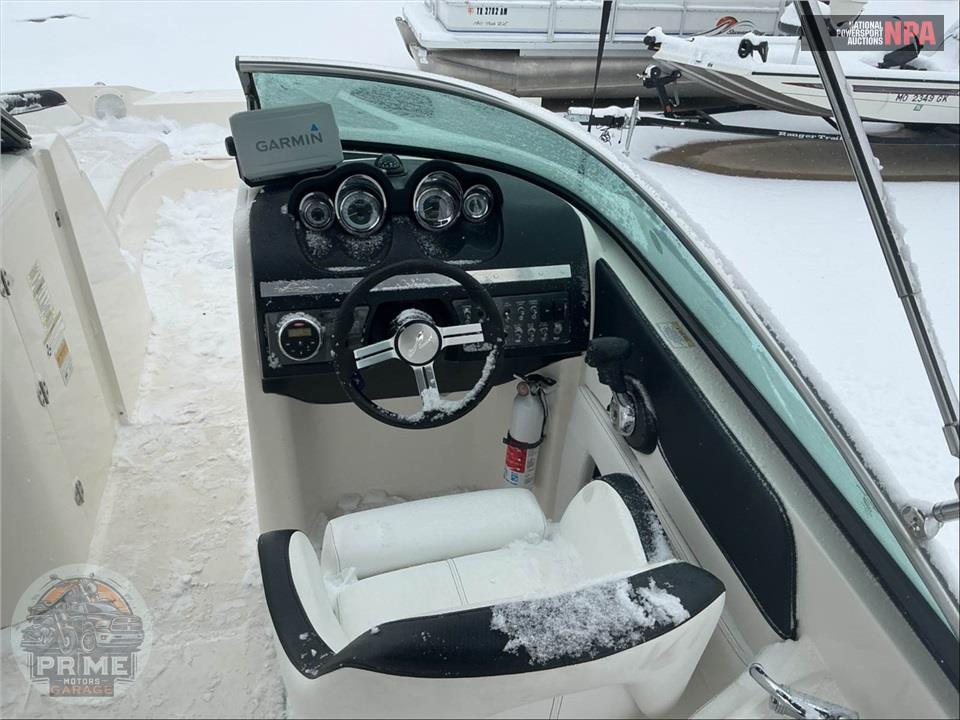 2014 Sea Ray Boats 260 SUNDECK SUNDECK SERIES L=26/E=1 MERCURY SD — фото 14