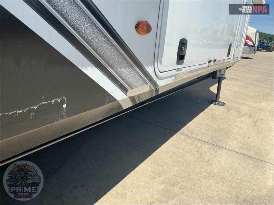2022 Grand Design Recreational Vehicles M-390RK - SOLITUDE FIFTH WHEEL SERIES — фото 66