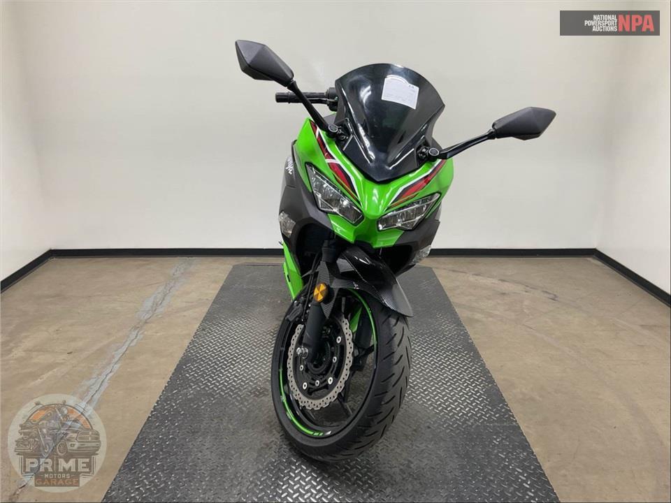 2023 Kawasaki EX400HPFAN NINJA 400  KRT EDITION — фото 2