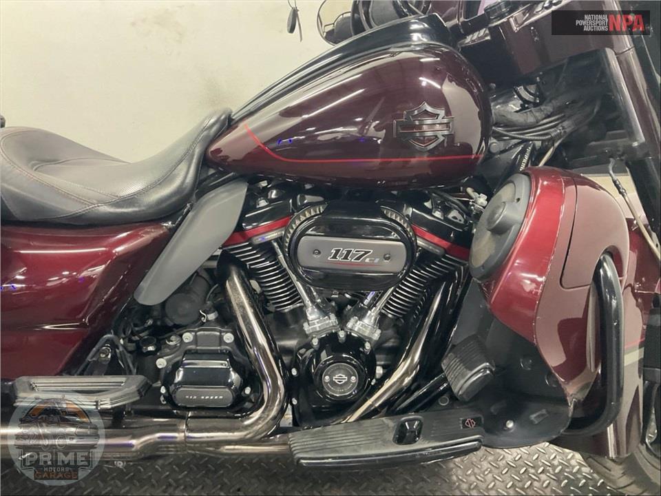 2019 Harley-Davidson FLHXSE CVO STREET GLIDE — фото 6