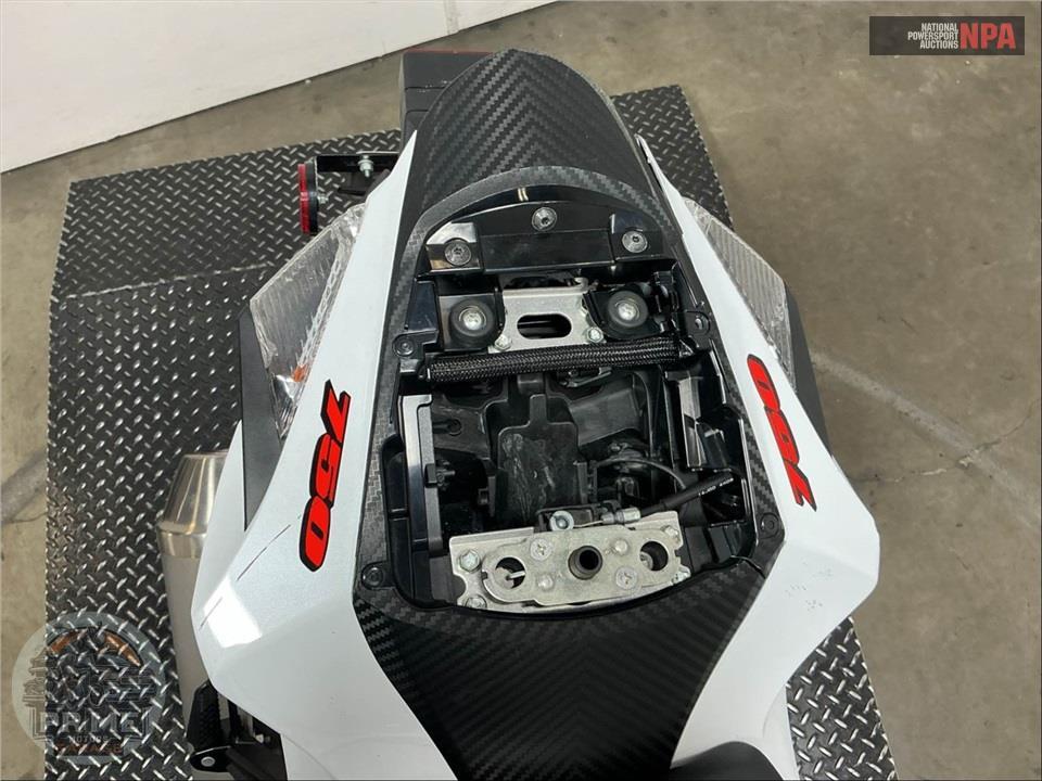 2025 Suzuki GSX-R750M5 — фото 12