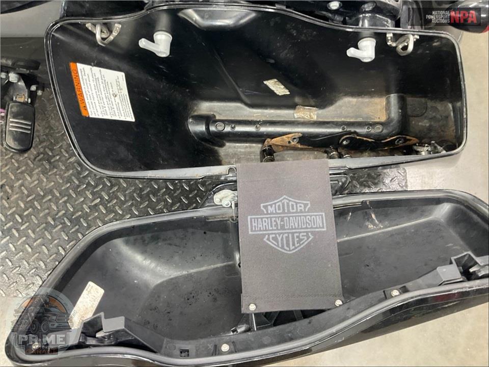 2019 Harley-Davidson FLHXS STREET GLIDE SPECIAL — фото 24